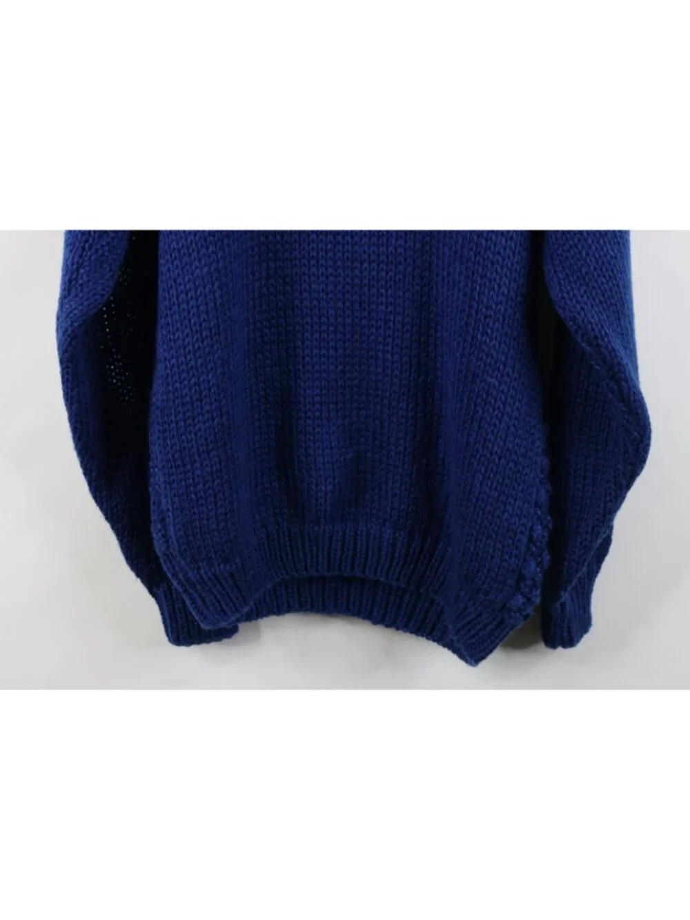 Vintage 90s Streetwear Mens Medium Hand Made Chunky Crochet Knit Sweater Blue